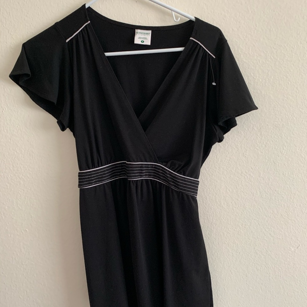 Maternity clothes lot. All Medium